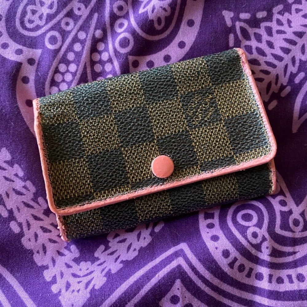 Authentic Louis Vuitton key holder
